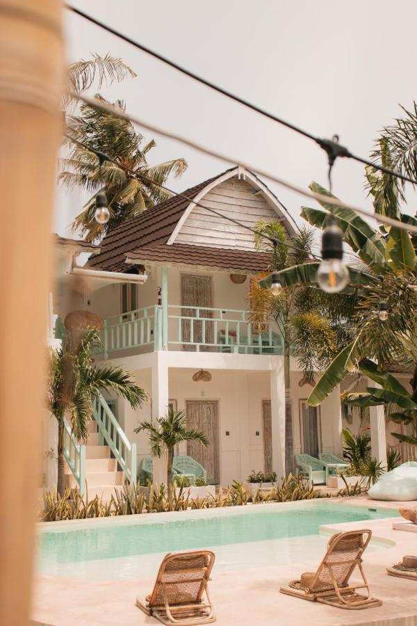La Isla Bonita Gili Air Hotel Bagian luar foto