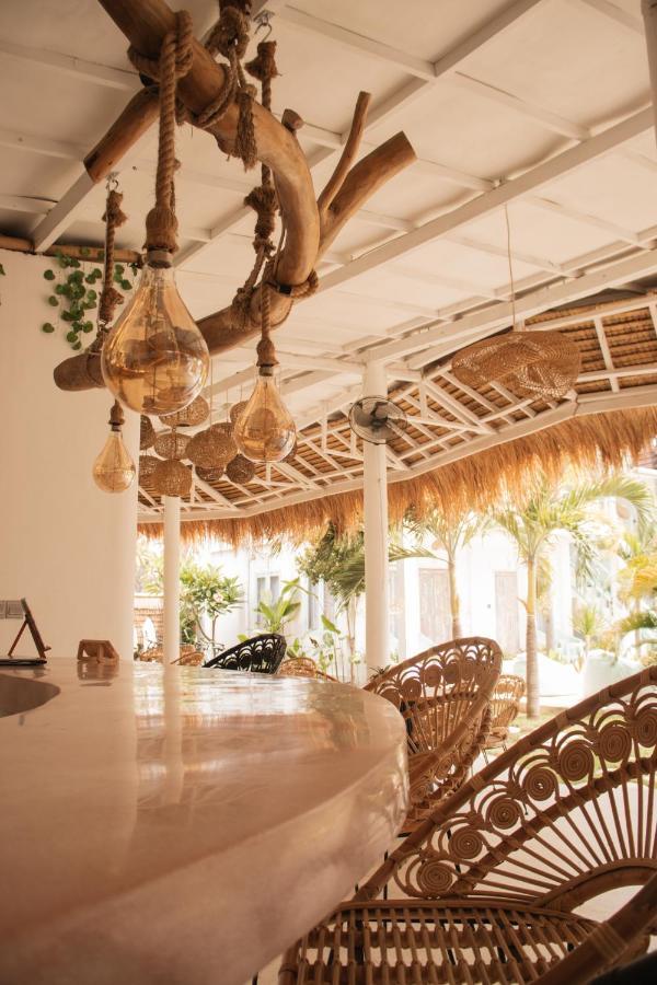 La Isla Bonita Gili Air Hotel Bagian luar foto